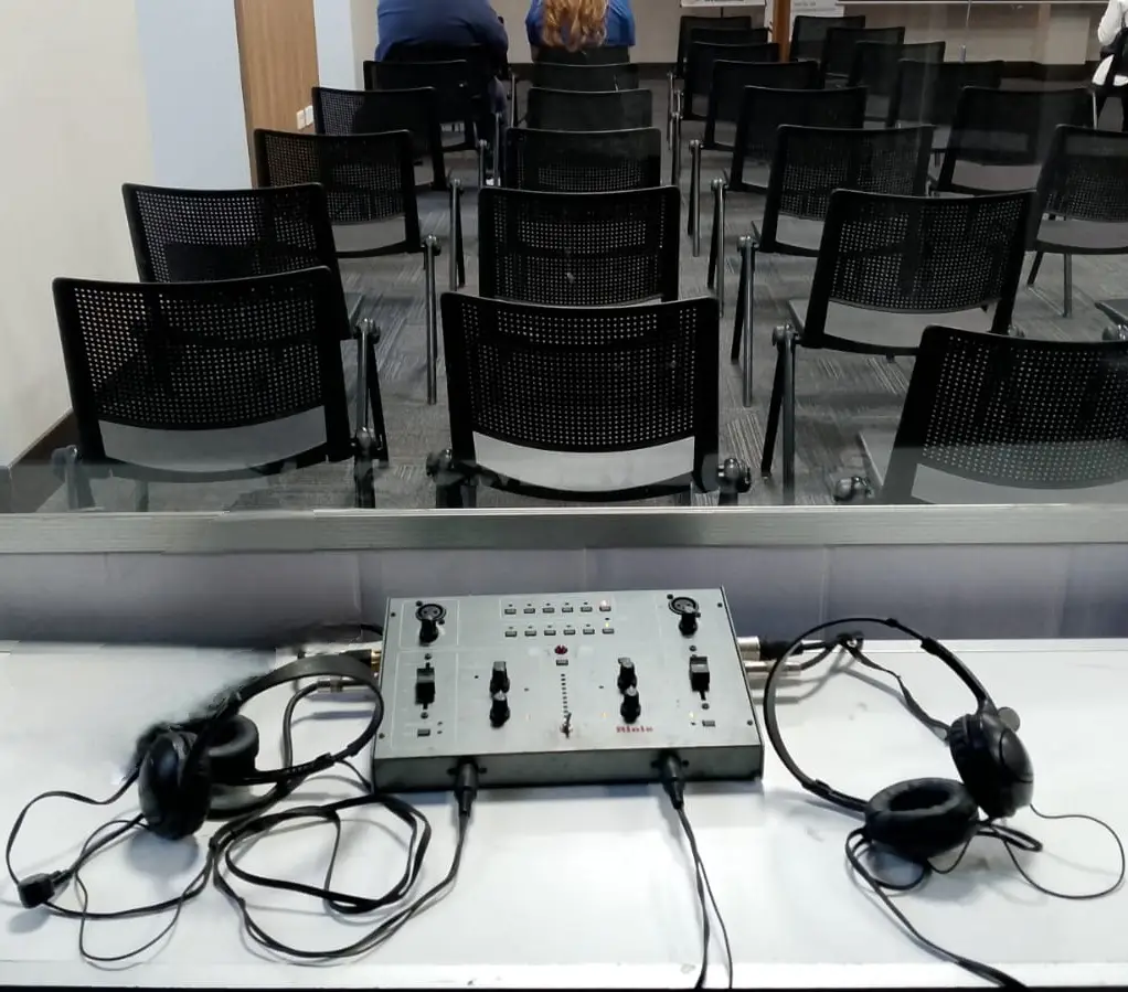 Equipos para traducción simultánea