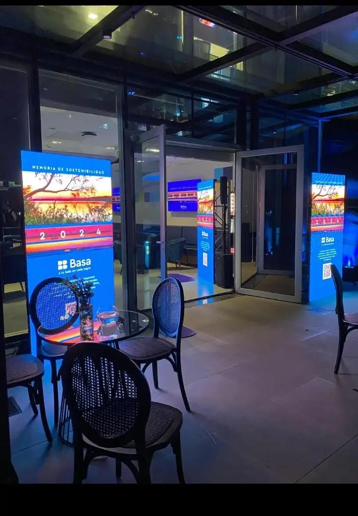 Tótem LED 1 x 2 m